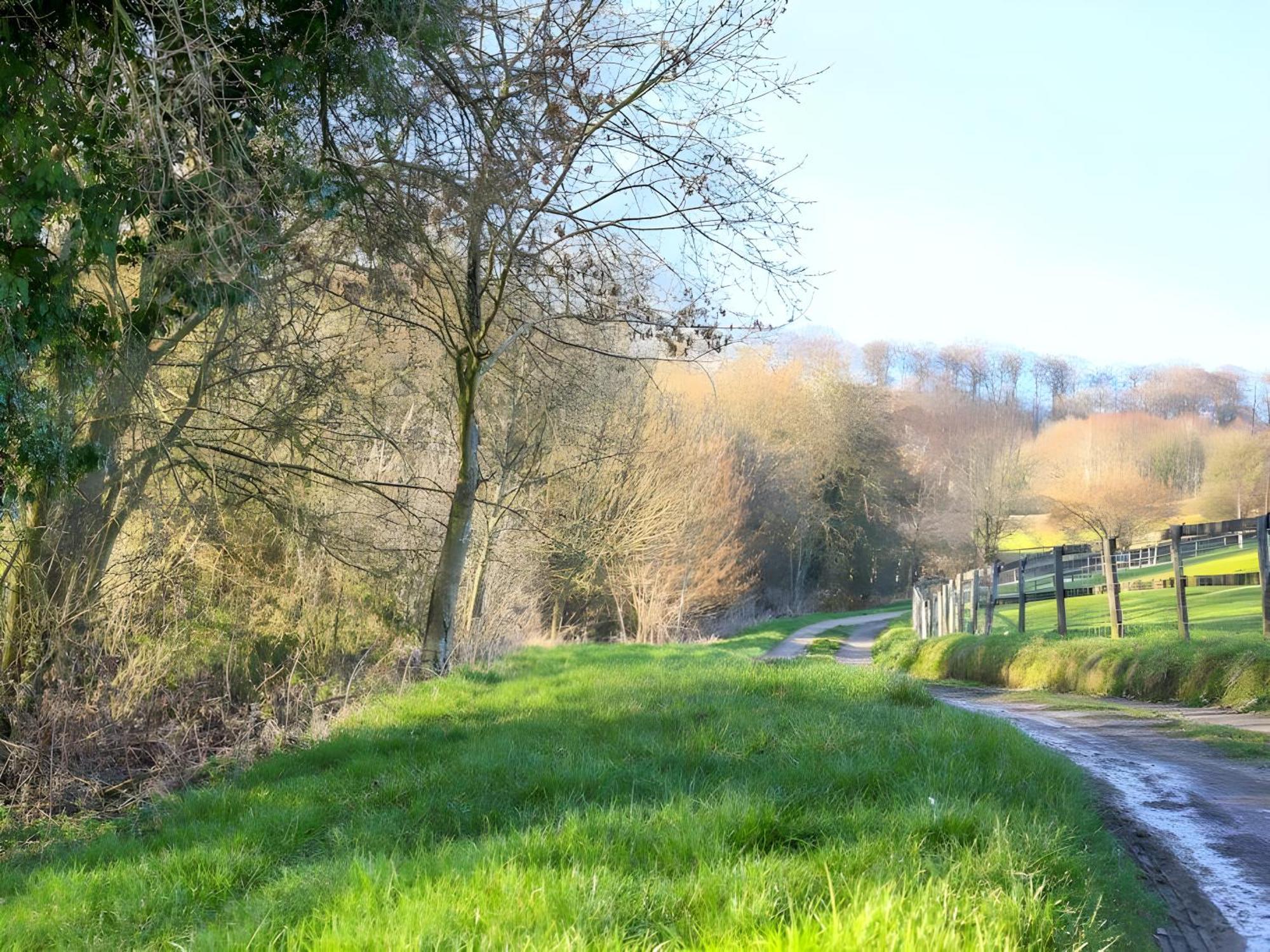 The Spring Slad Valley Cotswolds Painswick Kültér fotó